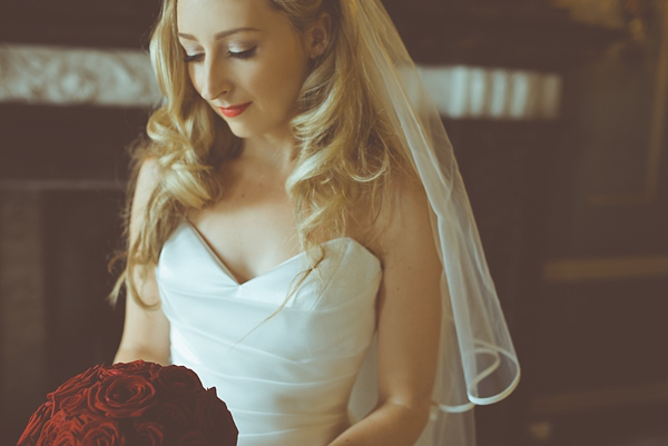 Suzanne Neville And Red Roses For a Vintage Glamour Inspired Country Manor Affair 6 6a0120a65f64b9970c019b001a8d0e970c pi