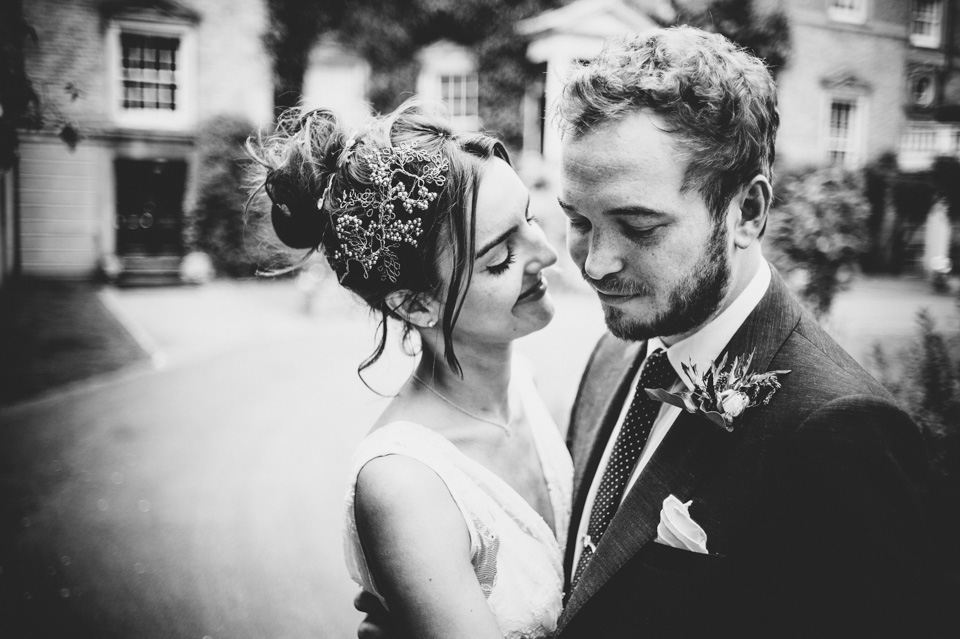 halfpenny london, halfpenny bride, halfpenny wedding dress, hampton court house, barney walters photography