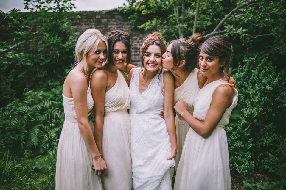 halfpenny london, halfpenny bride, halfpenny wedding dress, hampton court house, barney walters photography