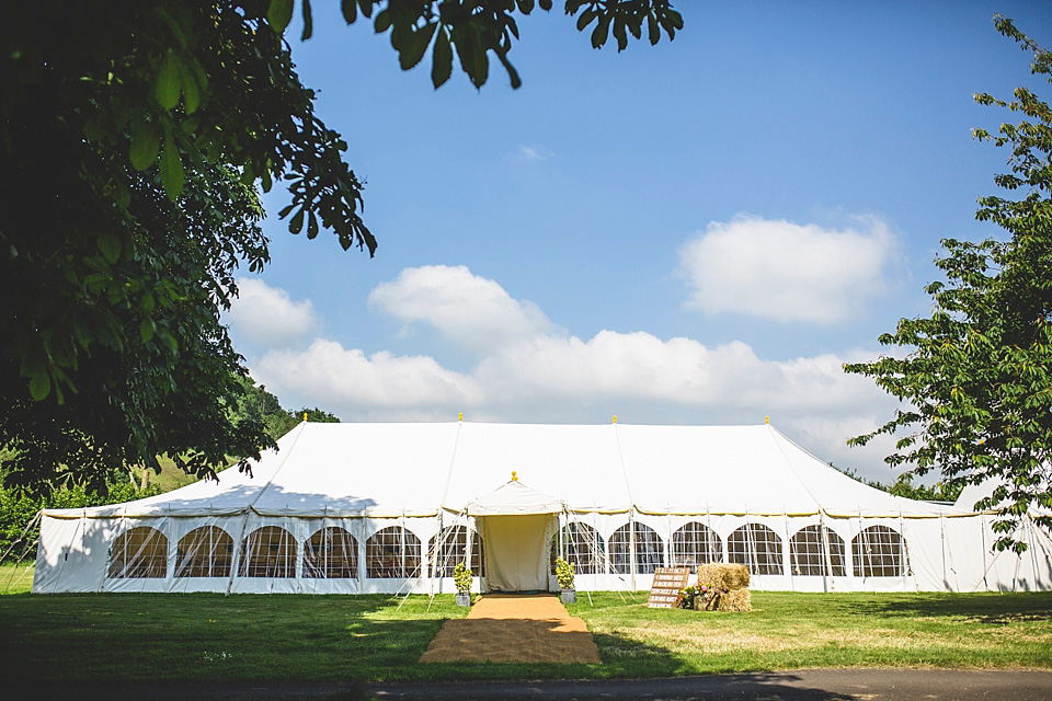 wpid289777 Lusan Mandongus Dorset wedding 2 - Lusan Mandongus for an Elegant Dorset Farmhouse Wedding wpid289777 Lusan Mandongus Dorset wedding 2
