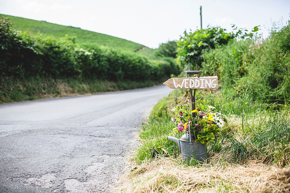 wpid289793 Lusan Mandongus Dorset wedding 10 - Lusan Mandongus for an Elegant Dorset Farmhouse Wedding wpid289793 Lusan Mandongus Dorset wedding 10