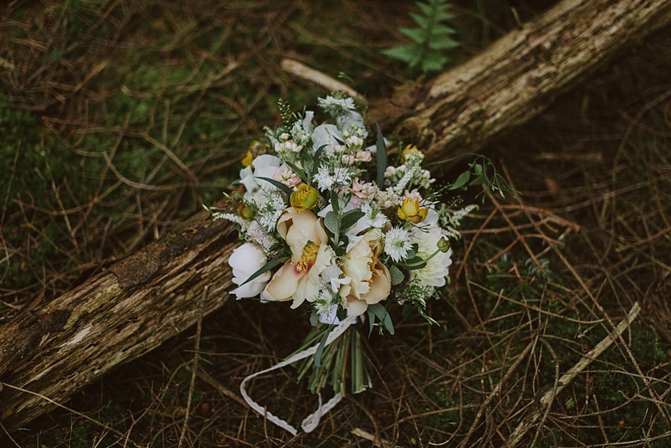 french bride, farm wedding, farmyard wedding, rustic wedding, kitchener photography