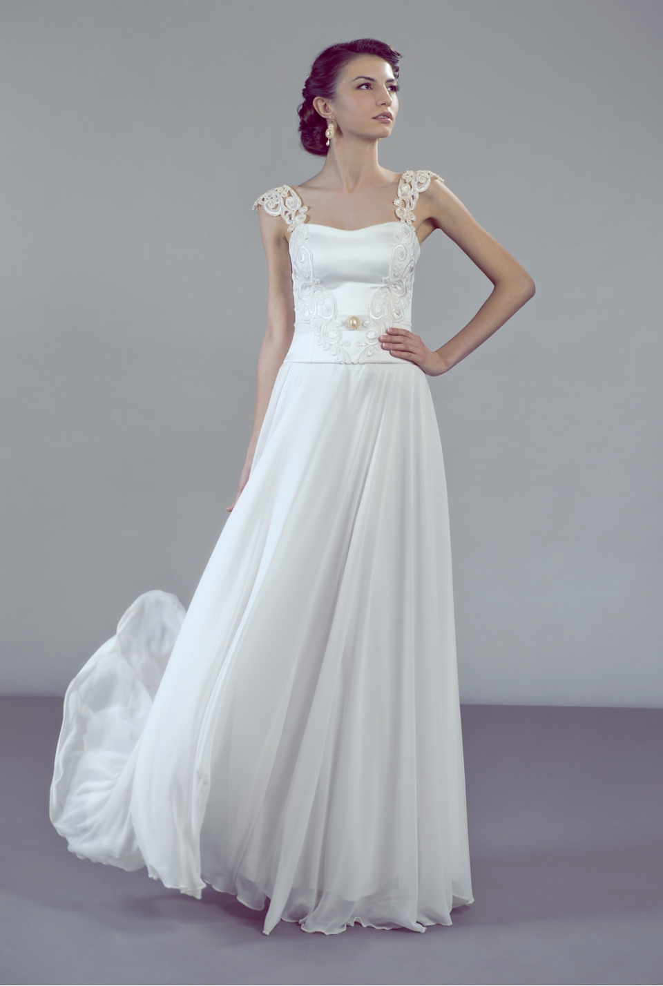 Petite Lumière bridal wear and accessories 16-Petite Lumière bridal wear and accessories