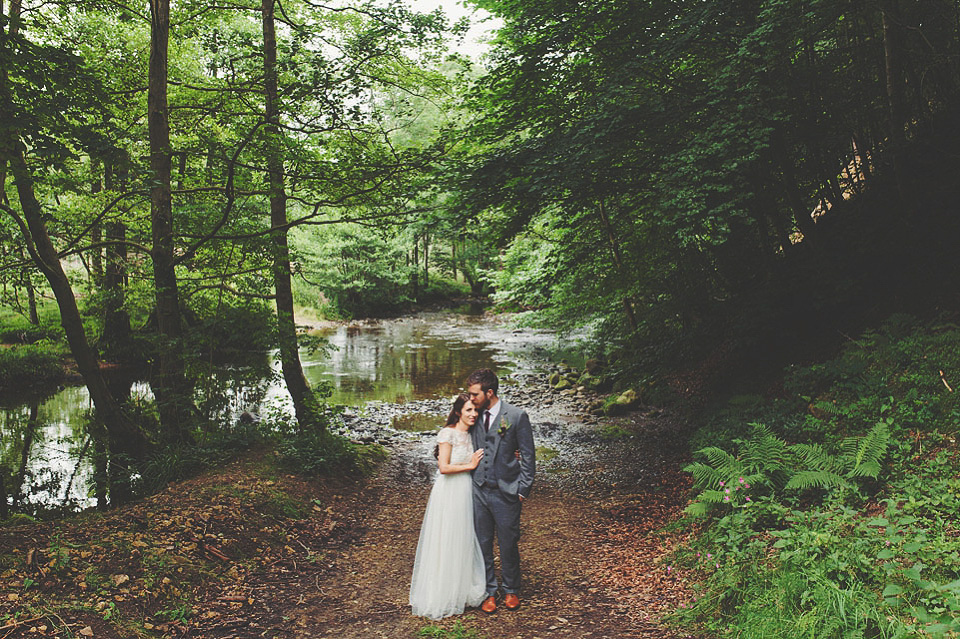 farm wedding, north yorkshire weddings, grace loves lace, the twins wedding photography