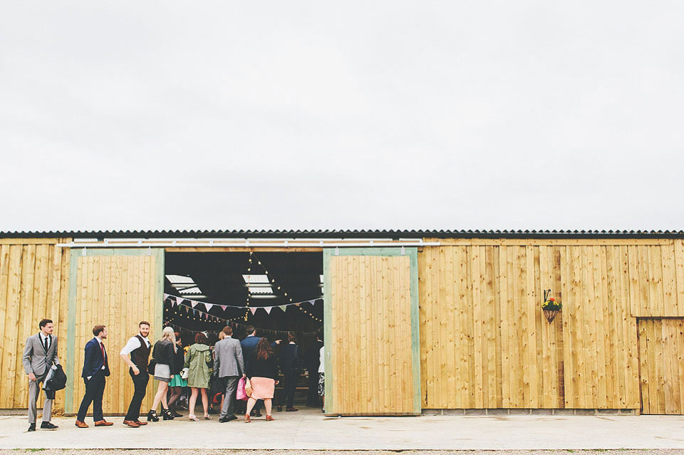 farm wedding, north yorkshire weddings, grace loves lace, the twins wedding photography