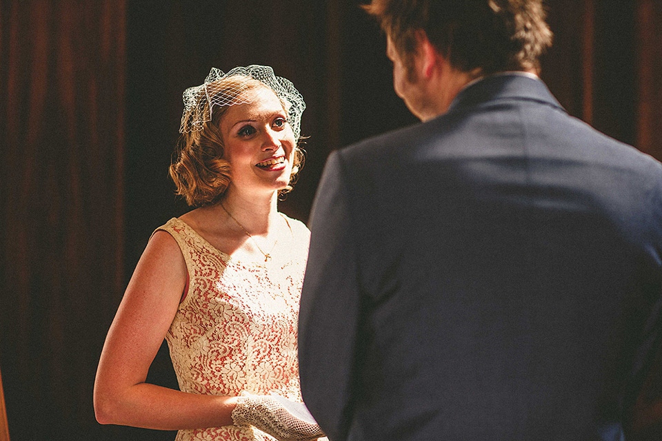 miki photography, elizabeth avey, vintage wedding dress, 1950s vintage, stoke newington town hall weddings, the pheasant pub wedding reception