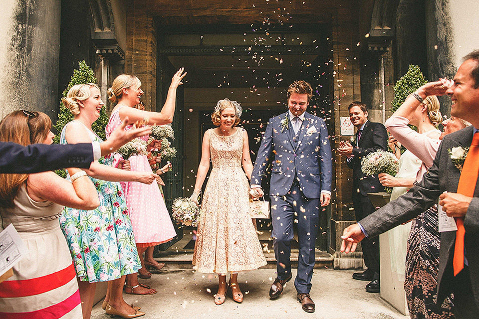 miki photography, elizabeth avey, vintage wedding dress, 1950s vintage, stoke newington town hall weddings, the pheasant pub wedding reception