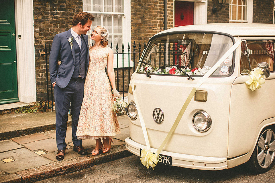 miki photography, elizabeth avey, vintage wedding dress, 1950s vintage, stoke newington town hall weddings, the pheasant pub wedding reception