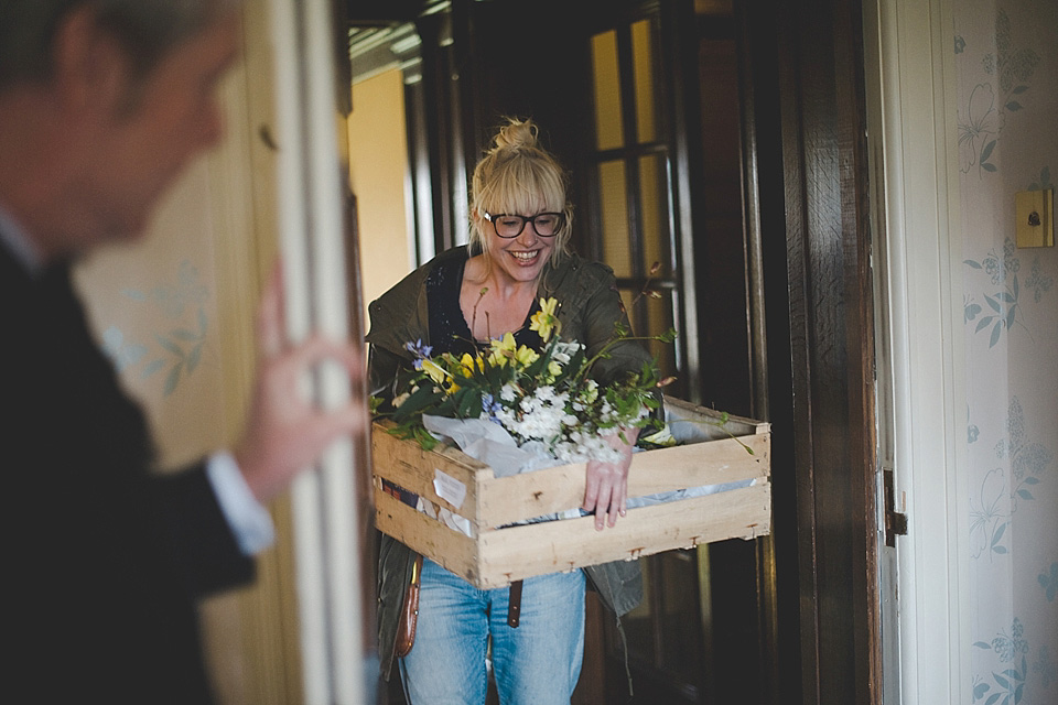 maxmara wedding, scottish wedding, flower circlet, pyrus flowers, gean house weddings, anna urgan photography