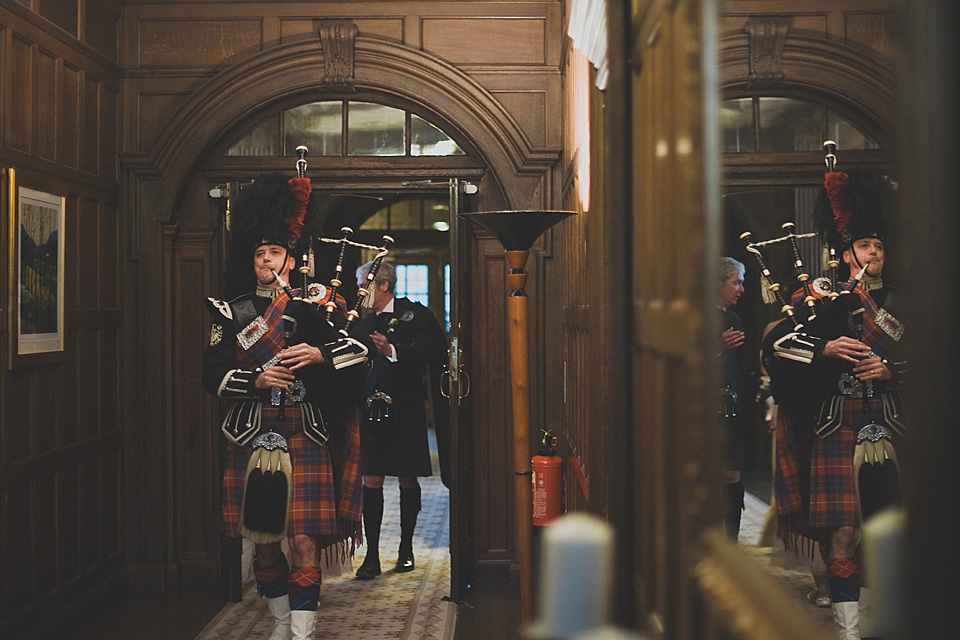 maxmara wedding, scottish wedding, flower circlet, pyrus flowers, gean house weddings, anna urgan photography