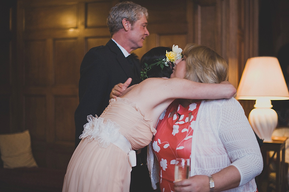 maxmara wedding, scottish wedding, flower circlet, pyrus flowers, gean house weddings, anna urgan photography