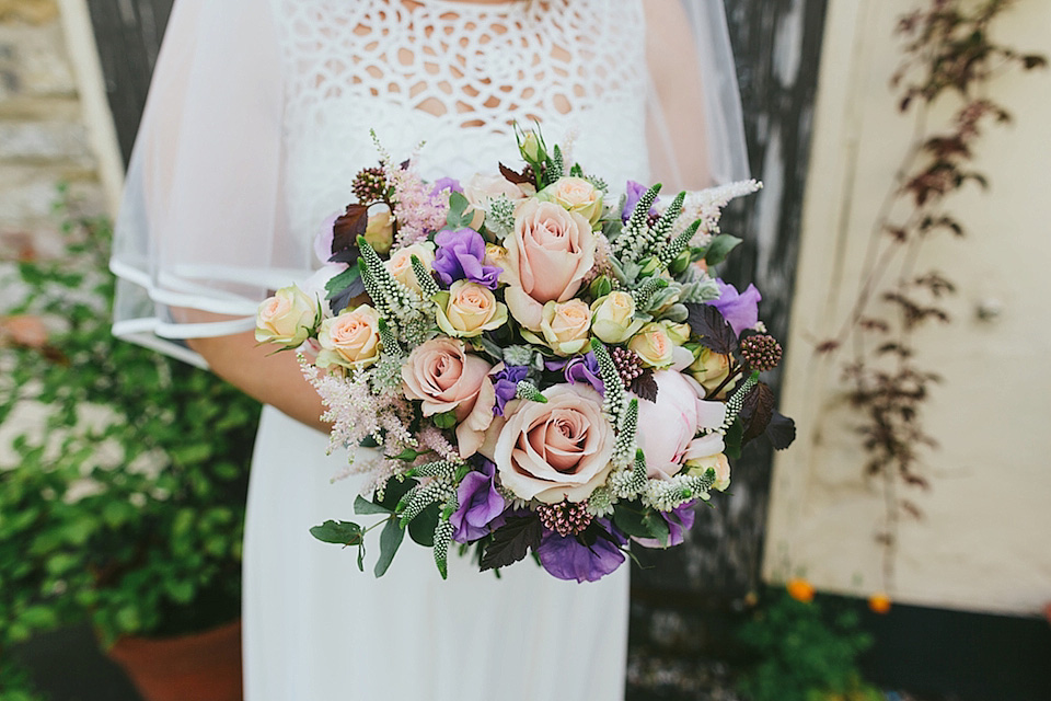 wpid294092 Ben de Lisi wedding dress spring barn wedding 19 - Ben de Lisi for a High Street Bride and her Delightful DIY Spring Barn Wedding wpid294092 Ben de Lisi wedding dress spring barn wedding 19