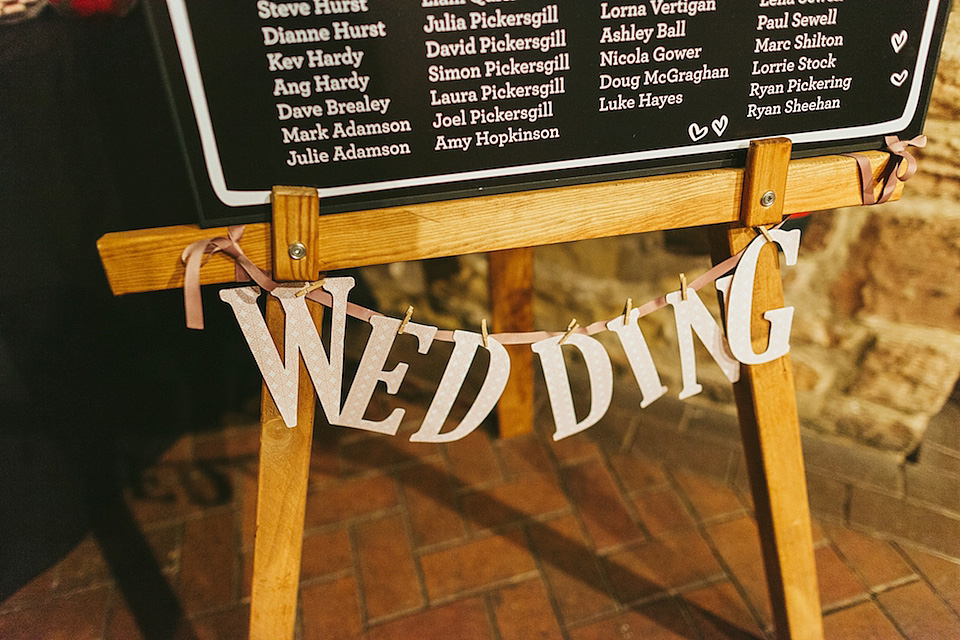 wpid294132 Ben de Lisi wedding dress spring barn wedding 37 - Ben de Lisi for a High Street Bride and her Delightful DIY Spring Barn Wedding wpid294132 Ben de Lisi wedding dress spring barn wedding 37