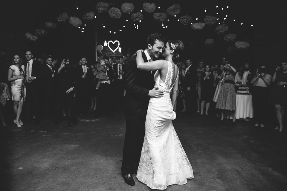 Bride Alex wears Lusan Mandongus for her London wedding held at the Village Underground in Shoreditch. Photography by McKInley Rodgers. village underground, shoreditch, lusan mandongus, mckinley rodgers