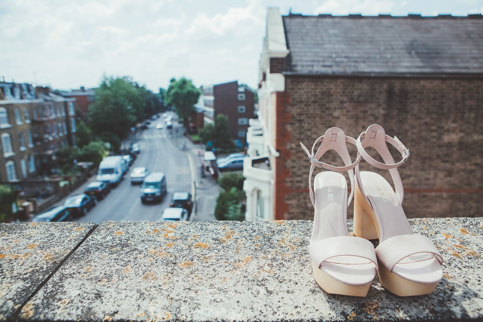 rue de seine, 70s wedding, boho bride, bohemian wedding, london pub wedding, philippa james photography, minna veil