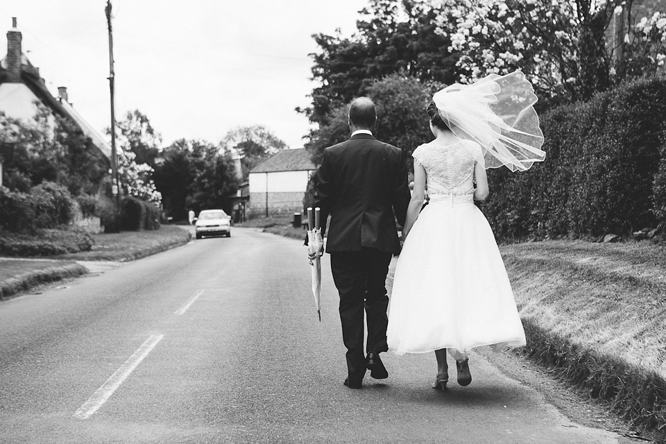 peach and jo, farm wedding, festival wedding