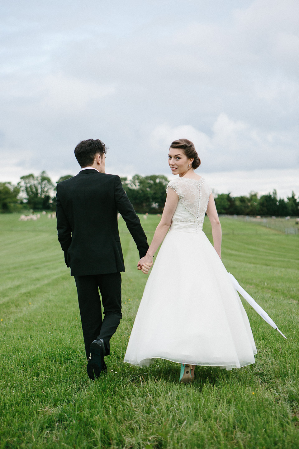 peach and jo, farm wedding, festival wedding