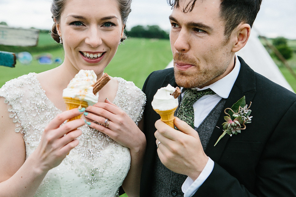 peach and jo, farm wedding, festival wedding