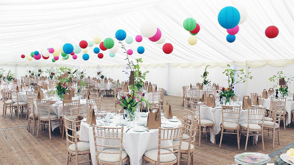 The Hanging Lantern Company - hanging paper lanterns and other pretty products to help you style and decorate your wedding day - visit www.hanginglanterns.co.uk. paper lanterns, hanging lanterns, wedding lanterns, wedding paper lanterns