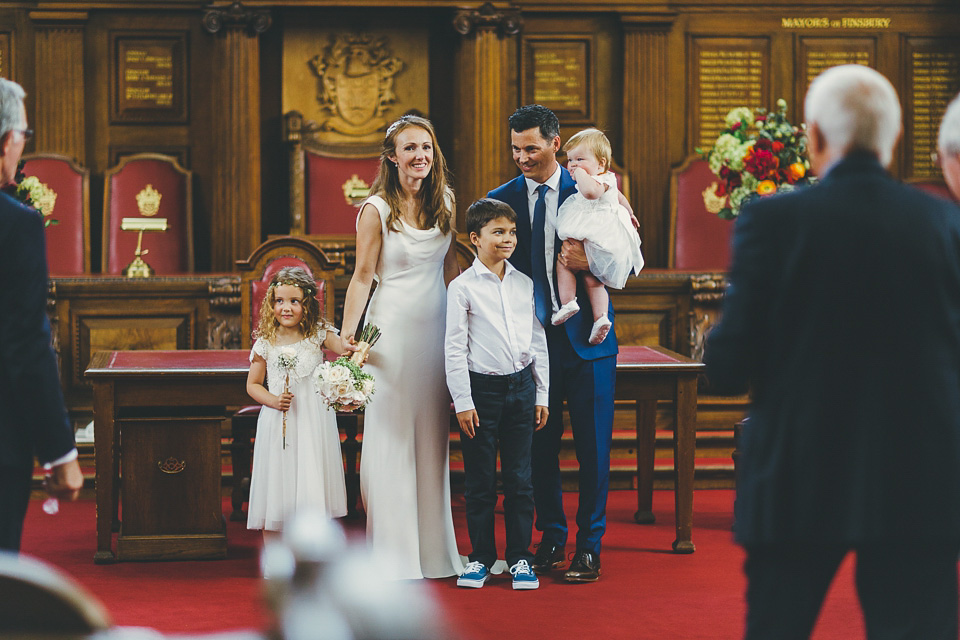 ritva westenius, london rooftop wedding, smiths hotel weddings, slinky wedding dress