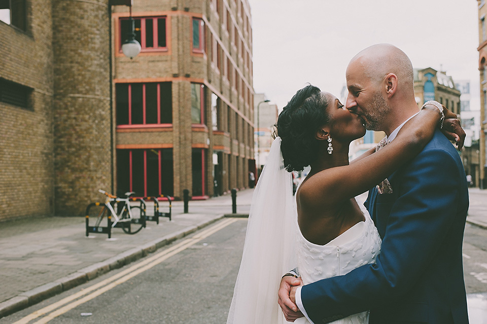 eliza jane howell, modern london wedding, city chic, nabeels camera, eight members club weddings