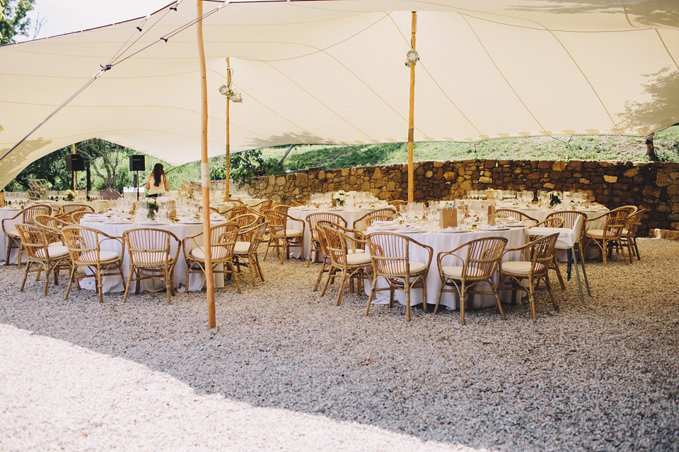A black tie wedding in Italy with a rustic Italian vibe - photography by Laura McCluskey. black tie wedding, italian wedding, rustic italian wedding, destination wedding, laura mccluskey photography, lm photography