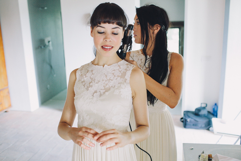 A black tie wedding in Italy with a rustic Italian vibe - photography by Laura McCluskey. black tie wedding, italian wedding, rustic italian wedding, destination wedding, laura mccluskey photography, lm photography
