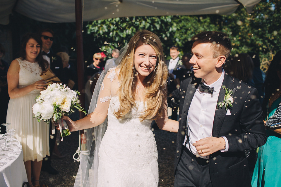 A black tie wedding in Italy with a rustic Italian vibe - photography by Laura McCluskey. black tie wedding, italian wedding, rustic italian wedding, destination wedding, laura mccluskey photography, lm photography