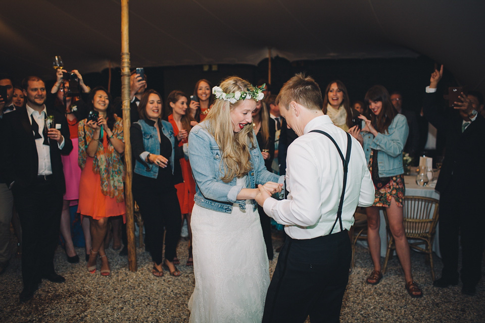 A black tie wedding in Italy with a rustic Italian vibe - photography by Laura McCluskey. black tie wedding, italian wedding, rustic italian wedding, destination wedding, laura mccluskey photography, lm photography
