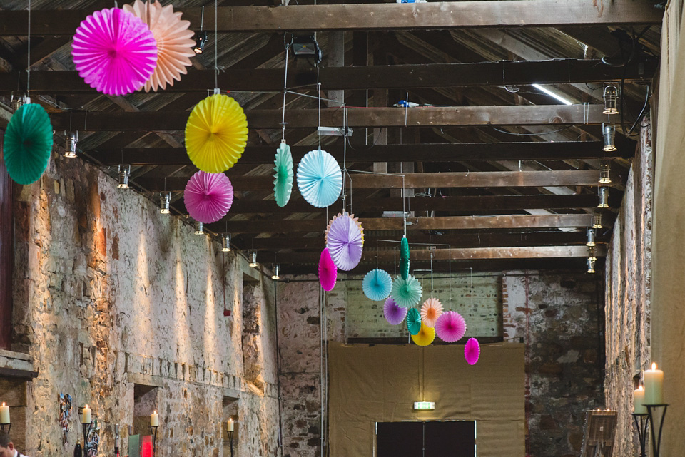 colourful wedding, barn wedding, bespoke sassi holford, mack photography