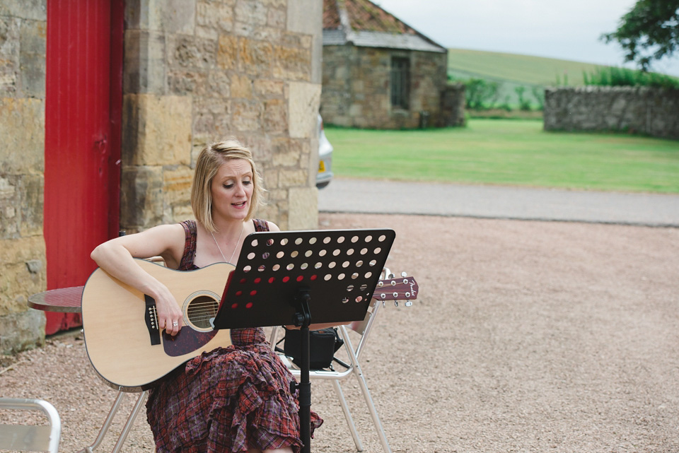 colourful wedding, barn wedding, bespoke sassi holford, mack photography