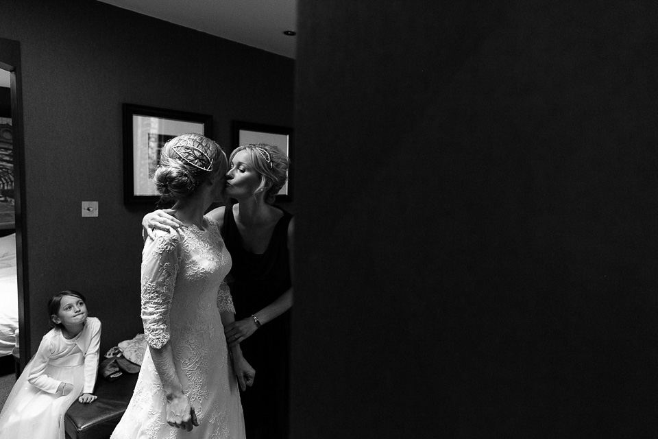 shoreditch weddings, the yard shoreditch, nick tucker photography, black and white wedding photography, japanese afternoon tea