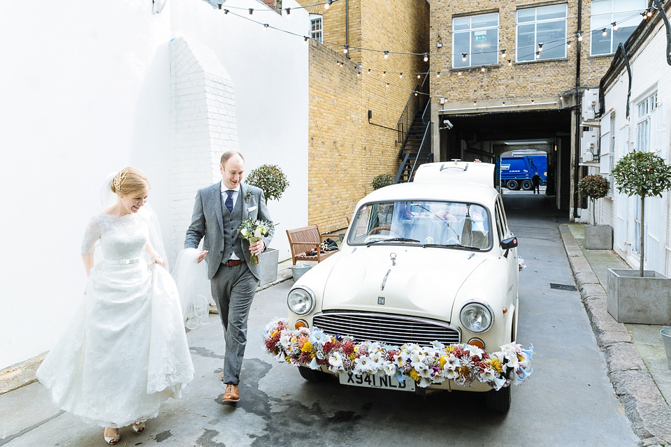 shoreditch weddings, the yard shoreditch, nick tucker photography, black and white wedding photography, japanese afternoon tea