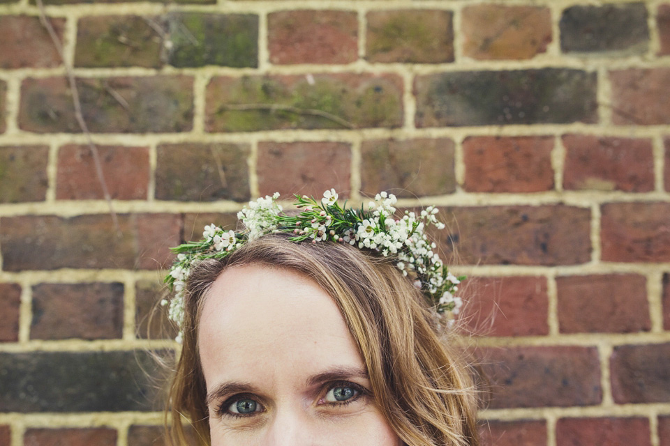 sylvia ghost, ghost wedding dress, brockwell lido, lisa jane photography, quirky cool wedding