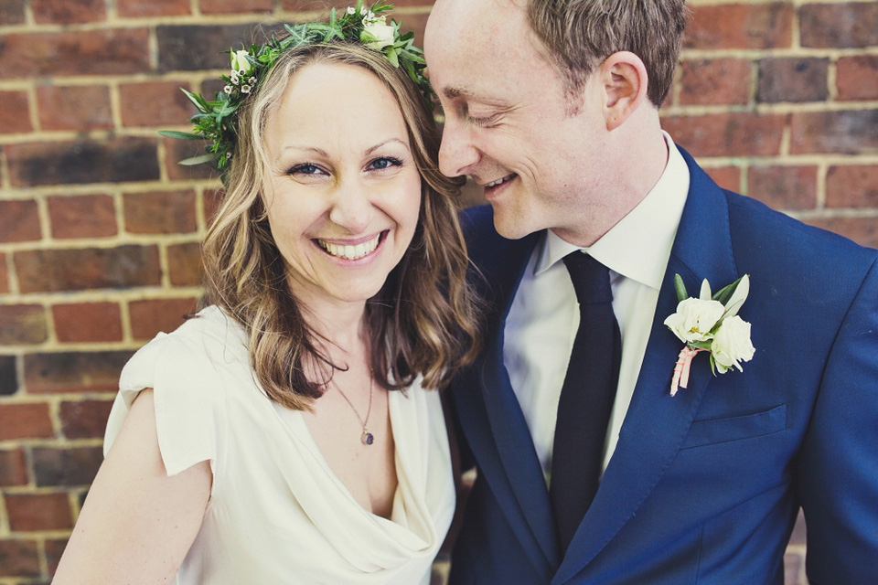 sylvia ghost, ghost wedding dress, brockwell lido, lisa jane photography, quirky cool wedding