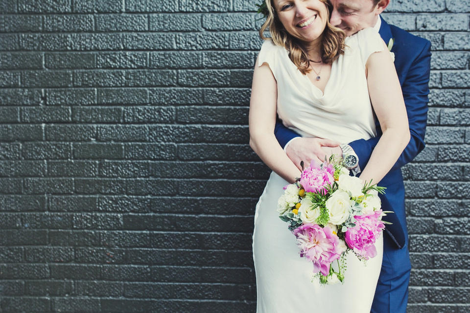 sylvia ghost, ghost wedding dress, brockwell lido, lisa jane photography, quirky cool wedding