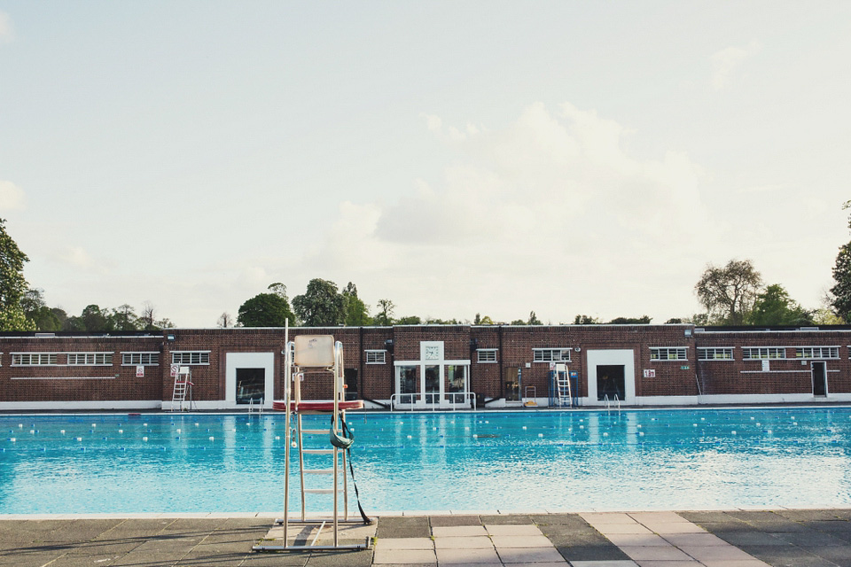 sylvia ghost, ghost wedding dress, brockwell lido, lisa jane photography, quirky cool wedding