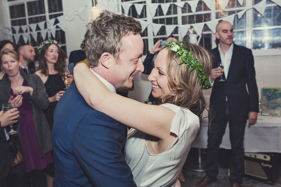 sylvia ghost, ghost wedding dress, brockwell lido, lisa jane photography, quirky cool wedding