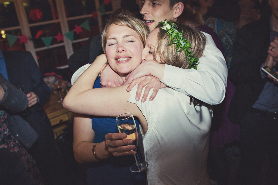 sylvia ghost, ghost wedding dress, brockwell lido, lisa jane photography, quirky cool wedding