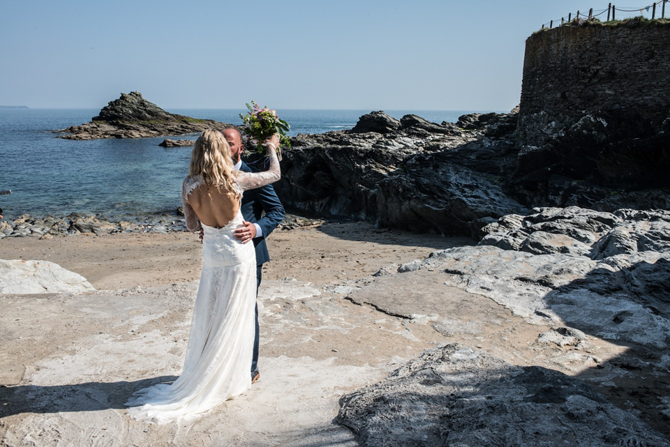 cornwall wedding, cornish wedding, surfers wedding, marc le galle, wilden bride, backless wedding dress