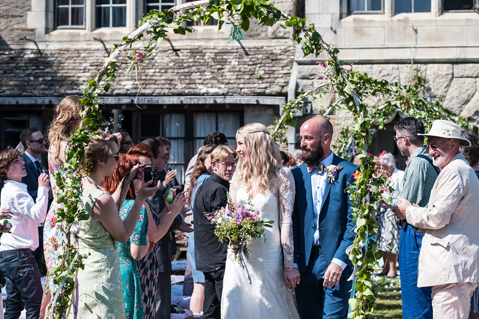 cornwall wedding, cornish wedding, surfers wedding, marc le galle, wilden bride, backless wedding dress