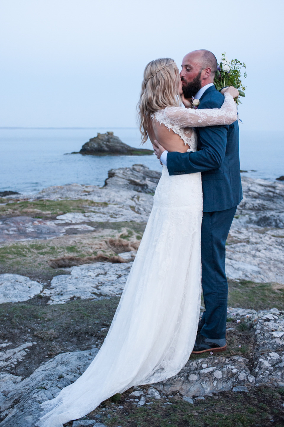 cornwall wedding, cornish wedding, surfers wedding, marc le galle, wilden bride, backless wedding dress