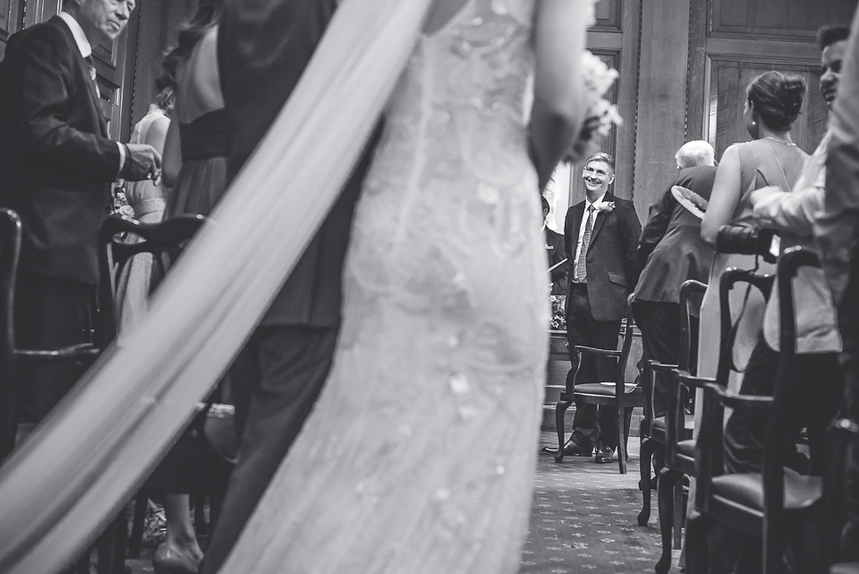 eliza jane howell, london town hall weddings, emmie scott photography, beaded wedding dress, 1930s style wedding