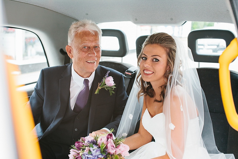 A bride wearing a David's Bridal gown and veil for her laid back and elegant wedding in Rye. Photography by Richard Ware. davids bridal, rye weddings, richard ware photography