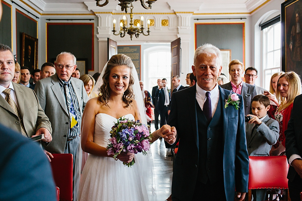 A bride wearing a David's Bridal gown and veil for her laid back and elegant wedding in Rye. Photography by Richard Ware. davids bridal, rye weddings, richard ware photography