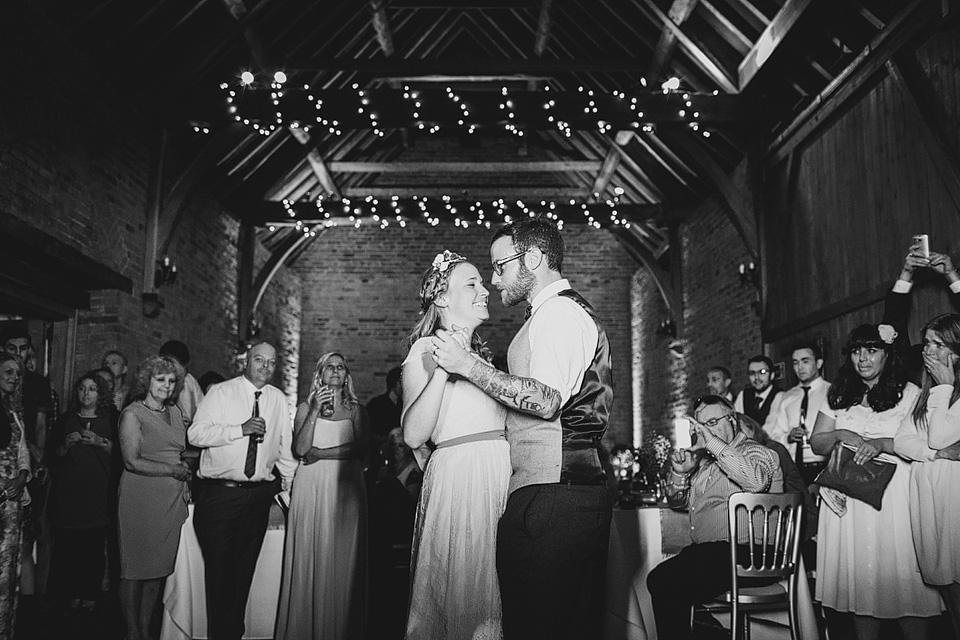 oxfordshire weddings, farm wedding, barn wedding, rustic wedding, luke hayden photography