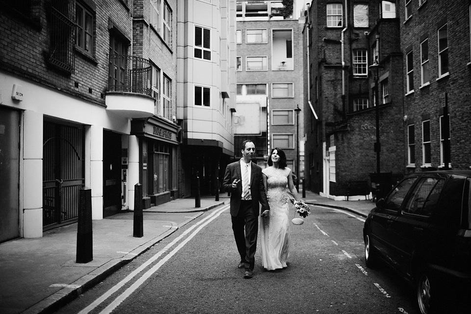 london elopement, elopements, claudia rose carter photography, karen millen wedding dress