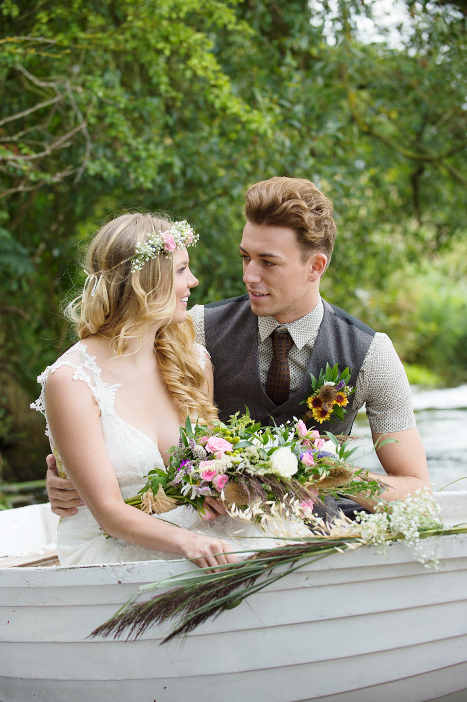 serendipity brides, northants wedding dresses, wind in the willows wedding, nicki macfarlane, claire pettibone