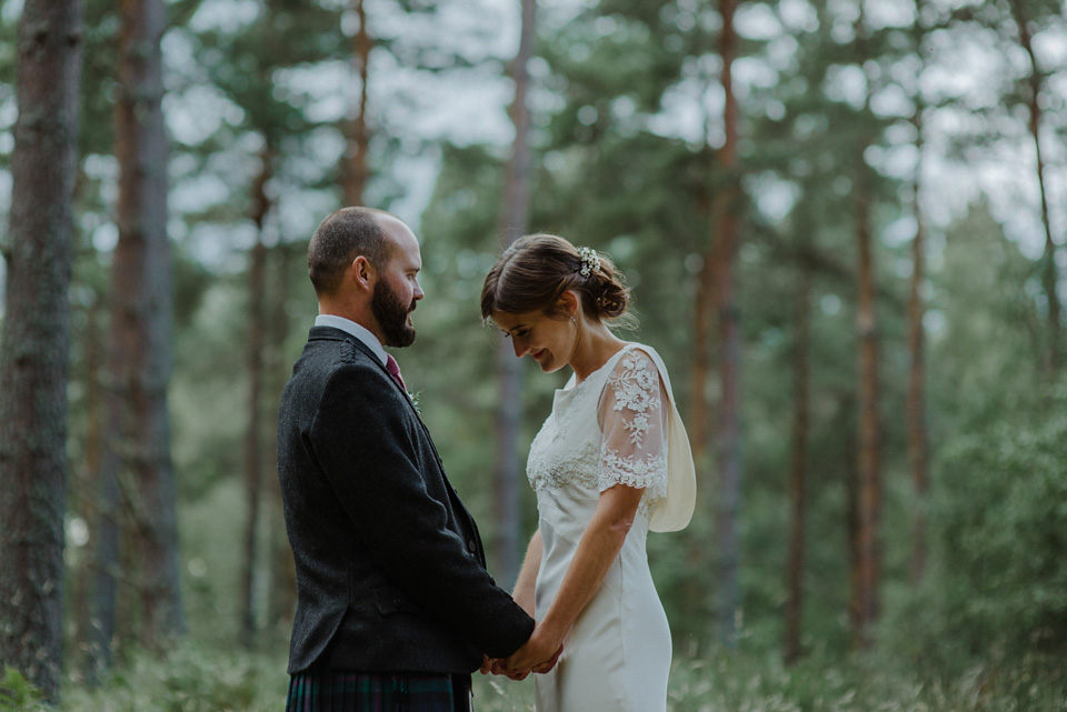 wpid324352 scottish barn style wedding 60