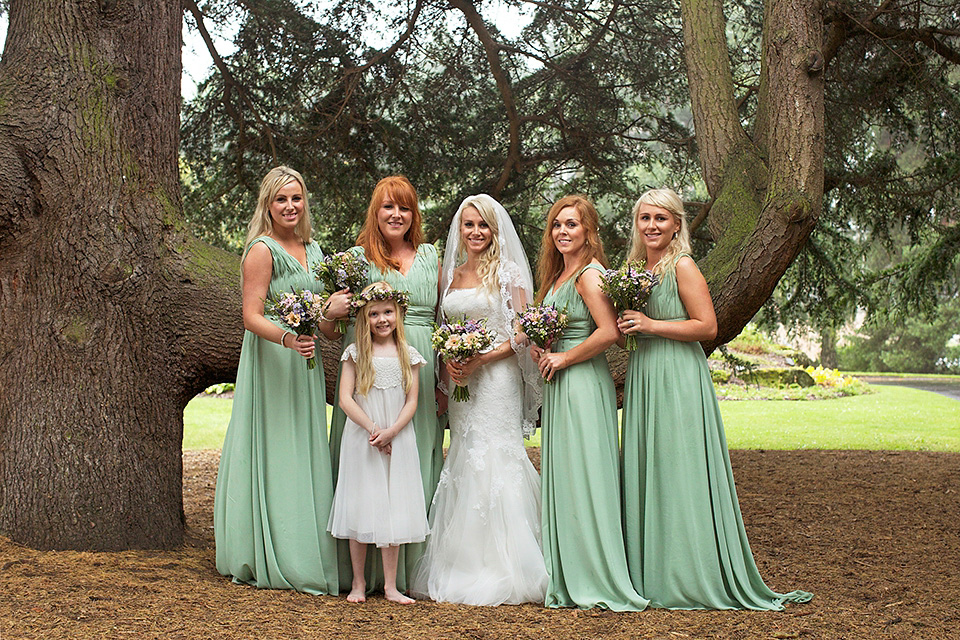 A beautiful wedding held at the Royal Botanic Garden in Edinburgh, Scotland. The bride wears Benjamin Adams. Photography by Kimberley Brand. royal botanic garden edinburgh, benjamin adams, kimberley